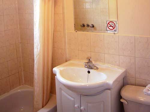 Eastcourt London Motel Екстер'єр фото
